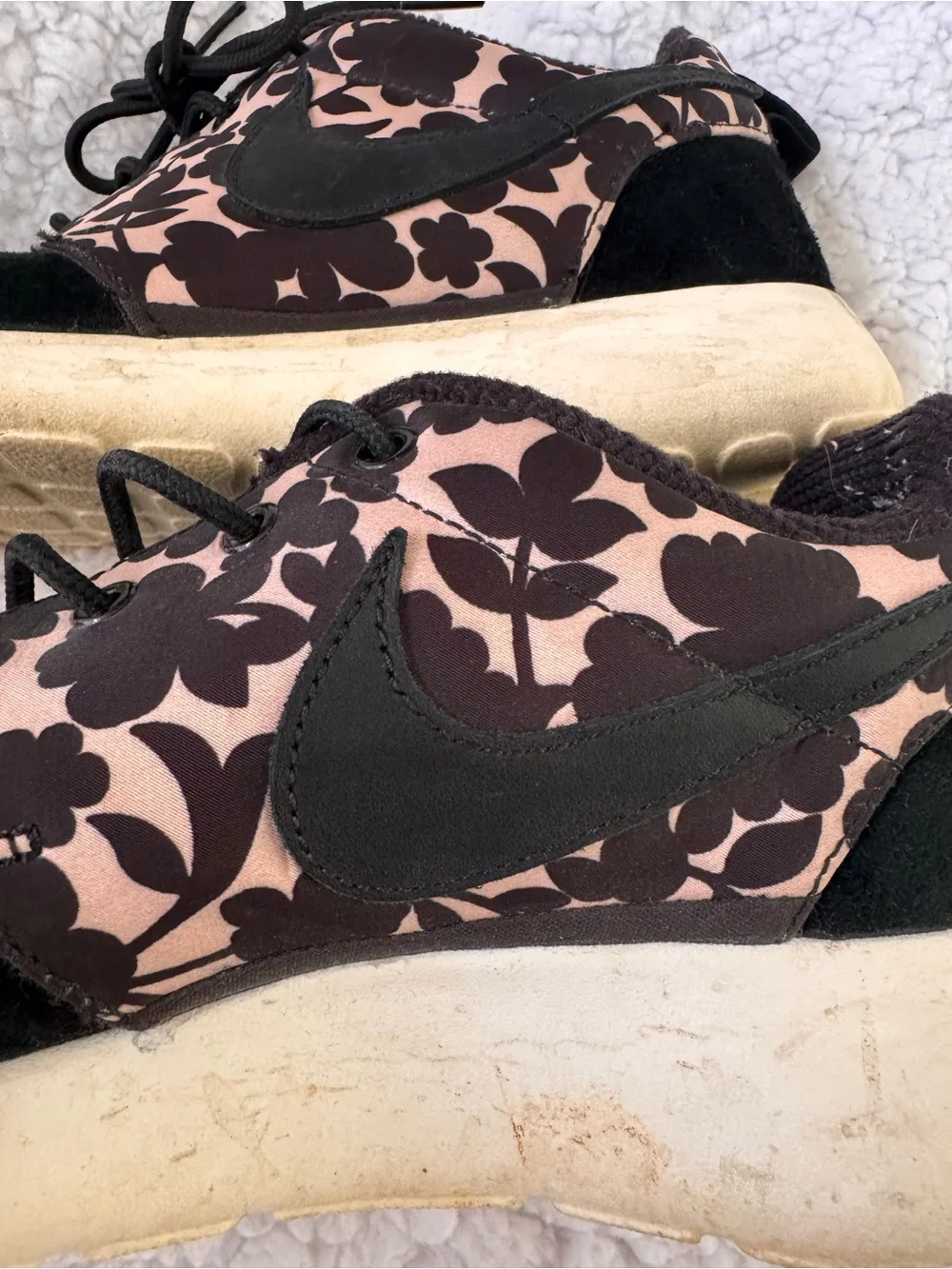 Nike Women's Floral Print Suede* Sneakers - Black and light pink